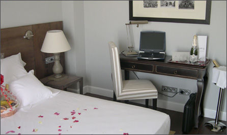 Hotel Maria Jimena 오카나 외부 사진