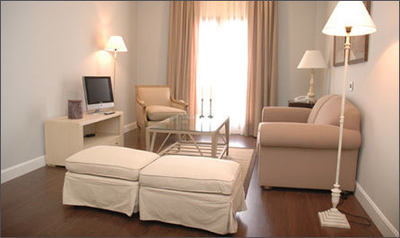 Hotel Maria Jimena 오카나 외부 사진