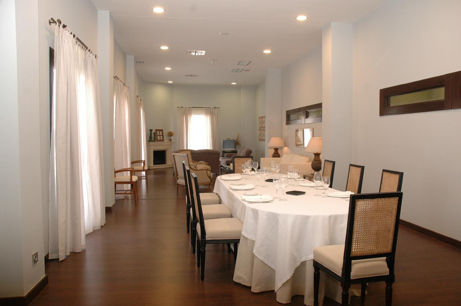Hotel Maria Jimena 오카나 외부 사진